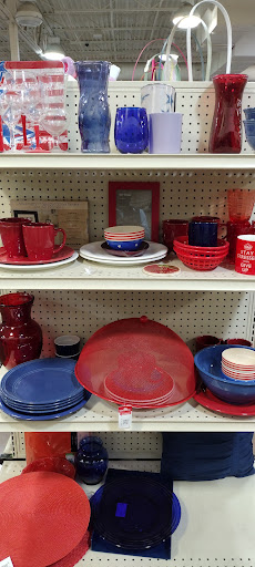 Donations Center «Goodwill of North Georgia: Hamilton Mill Store and Donation Center», reviews and photos