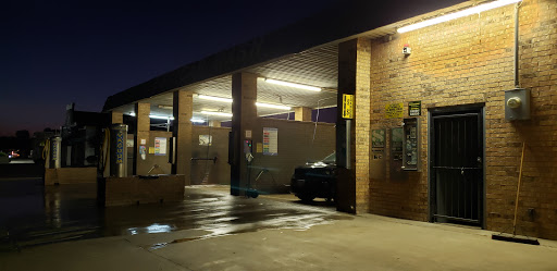 L & J Car Wash en Rowlett