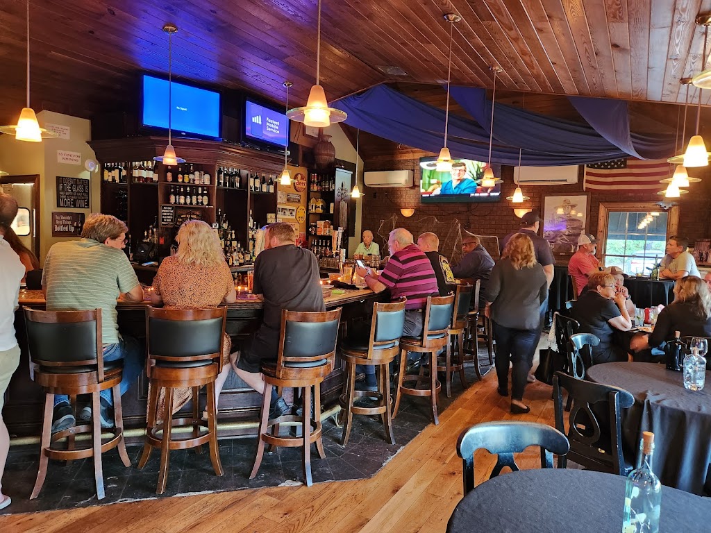 Kahill's Restaurant and pub 23970