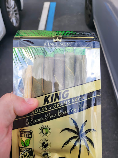 Tobacco Shop «Lifestyle Smoke Shop», reviews and photos, 712 S US Hwy 17 92, Longwood, FL 32750, USA