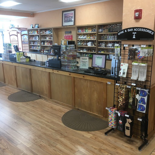 Wine Store «The Wine Emporium», reviews and photos, 702 Bridgeport Ave, Shelton, CT 06484, USA