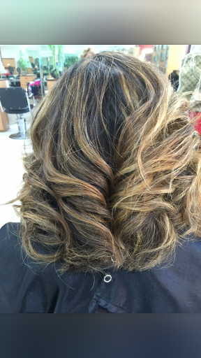 Hair Salon «Hair by Marina @ Le Salon Complet», reviews and photos, 19300 Rinaldi St, Porter Ranch, CA 91326, USA