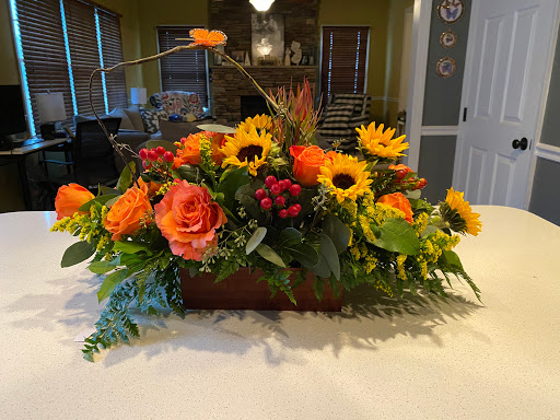 Florist «Malone’s Flower Shop», reviews and photos, 17 W Pike St, Canonsburg, PA 15317, USA