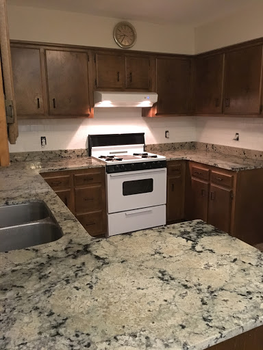 Granite Supplier «Flintstones Kitchen Cabinets & Countertops», reviews and photos, 2370 Capital Cir NE, Tallahassee, FL 32308, USA