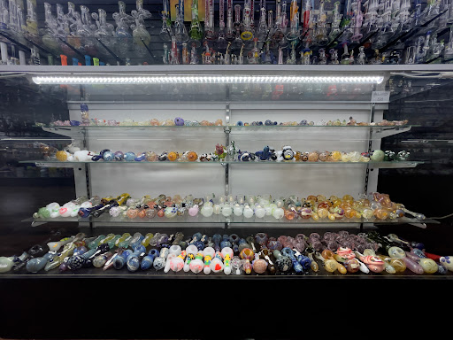 Tobacco Shop «Mr. SMOKE (smoke shop)», reviews and photos, 4347 Gunn Hwy, Tampa, FL 33618, USA