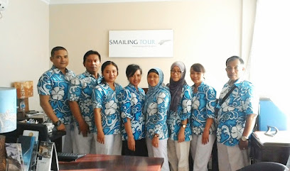 Smailing Tour Yogyakarta
