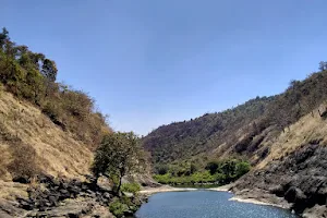Kalmandavi Waterfall image