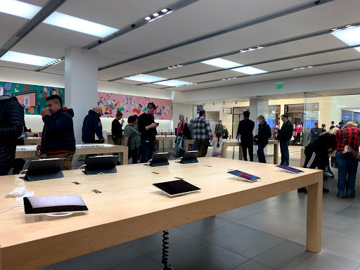 Computer Store «Apple Mall of America», reviews and photos, 132 South Avenue, Bloomington, MN 55425, USA