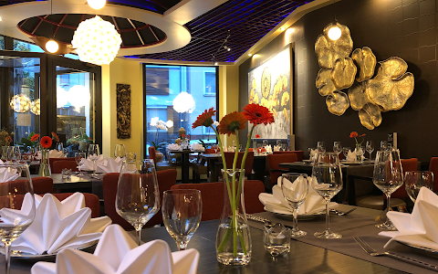 Lay Thai Restaurant & Lounge image