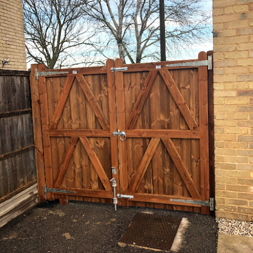 Reviews of St Neots Fencing in Bedford - Landscaper