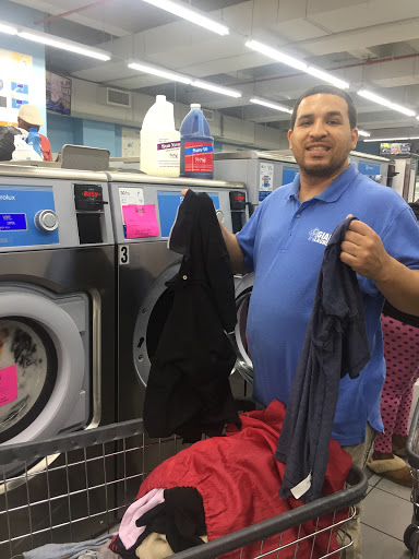 Laundromat «Giant Laundry», reviews and photos, 2861 Webster Ave, Bronx, NY 10458, USA