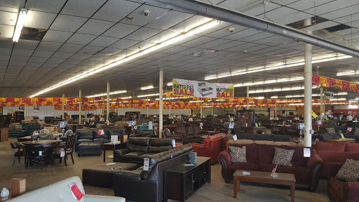 Furniture Store «The Edge Furniture and Mattresses», reviews and photos, 17975 S Interstate Hwy 35, Schertz, TX 78154, USA