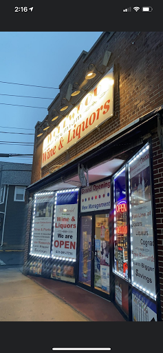 Liquor Store «Village Wine & Liquor Inc», reviews and photos, 161 N Wellwood Ave, Lindenhurst, NY 11757, USA