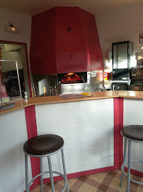 Atmosphère du Restaurant italien O Pizzalou à Montebourg - n°1