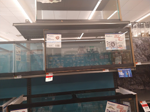 Pet Supply Store «Pet Supplies Plus», reviews and photos, 211 Golden Isles Plaza, Brunswick, GA 31520, USA