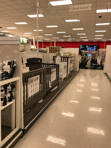 Department Store «Target», reviews and photos, 1800 W Empire Ave, Burbank, CA 91504, USA