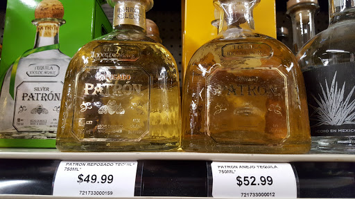 Wine Store «Luekens Liquors», reviews and photos, 4643 W Kennedy Blvd, Tampa, FL 33609, USA