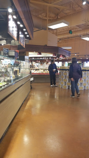 Gourmet Grocery Store «Metropolitan Market», reviews and photos, 2320 42nd Ave SW, Seattle, WA 98116, USA