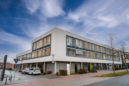 Akademie für Gesundheits- und Pflegeberufe des Uni-Klinikums Erlangen Allee am Röthelheimpark 21, 91052 Erlangen, Deutschland