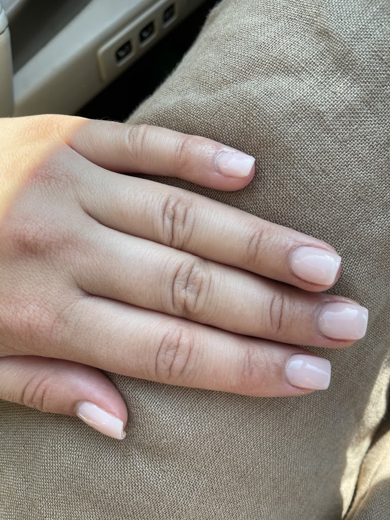 Tiffani Nails 3 08244