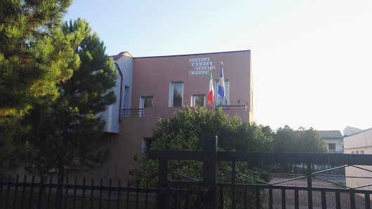 Scuola Media Statale A. Fulco Viale Marconi, 21/A, 87020 Tortora Marina CS, Italia