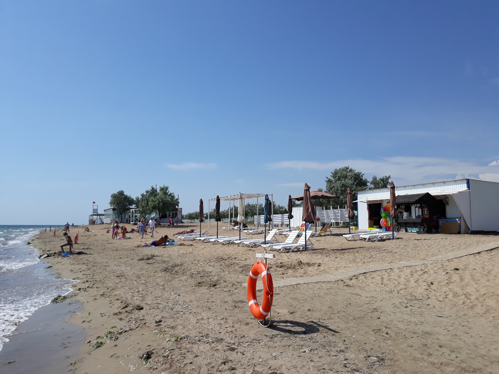 Φωτογραφία του Zaozernoe beach II με φωτεινή άμμος επιφάνεια