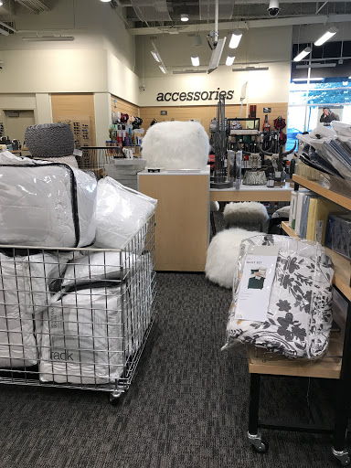 Department Store «Nordstrom Rack Tysons Corner», reviews and photos, 8027 Leesburg Pike, Vienna, VA 22182, USA