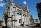 Église catholique Notre-Dame de la Nativité à Moret-sur-Loing Moret-sur-Loing