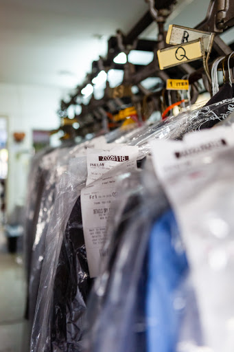 Dry Cleaner «Details Dry Cleaning & Laundry», reviews and photos, 300 W Buffalo St, New Buffalo, MI 49117, USA