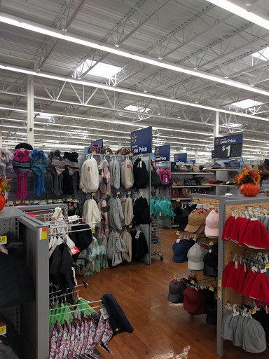 Department Store «Walmart Supercenter», reviews and photos, 301 Leonardwood Dr, Frankfort, KY 40601, USA