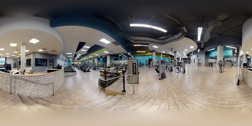 Health Club «Onelife Fitness - Burke Gym», reviews and photos, 9250 Old Keene Mill Rd, Burke, VA 22015, USA