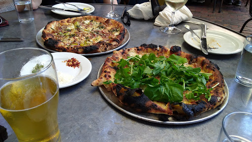 Shopping Mall «Abbot Kinney BLVD Shopping», reviews and photos, Navarre Ct, Venice, CA 90291, USA