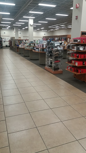 Clothing Store «Burlington Coat Factory», reviews and photos, 475 Union St, Waterbury, CT 06706, USA