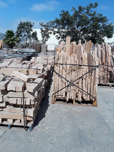 Building Materials Supplier «Thompson Building Materials Design Center», reviews and photos, 1716 N Case St, Orange, CA 92865, USA