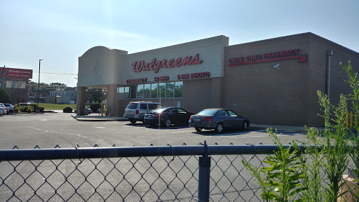 Walgreens, 89 Henry St, Freeport, NY 11520, USA, 