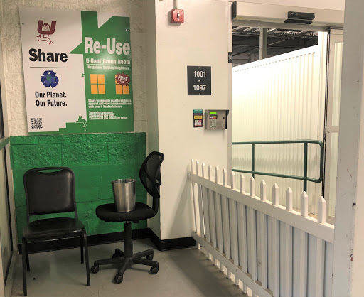Truck Rental Agency «U-Haul Moving & Storage of Providence at I-95», reviews and photos, 35 Oxford St, Providence, RI 02905, USA