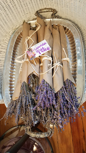 Consignment Shop «Old Bank Flowers Art and Marketplace», reviews and photos, 66 Main St, East Hampton, CT 06424, USA