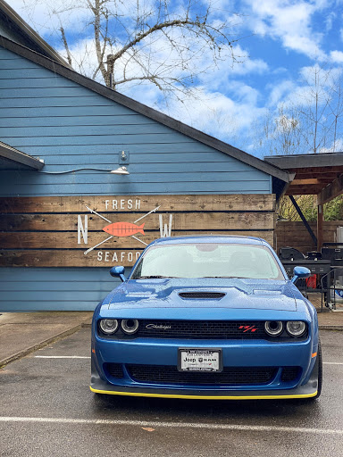 Auto Parts Store «Newberg Dodge Jeep Chrysler Ram», reviews and photos, 2809 Portland Rd, Newberg, OR 97132, USA