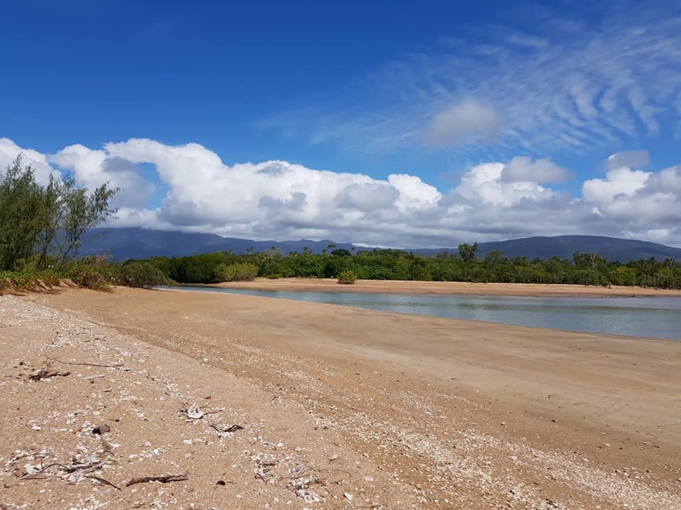 Balgal Beach photo #9