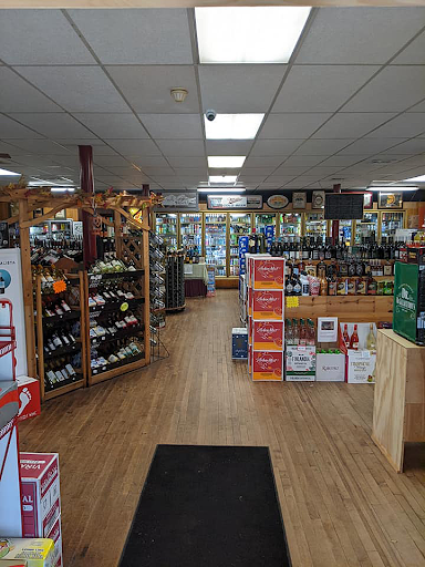 Wine Store «Center Package Store», reviews and photos, 93 Main St, East Hampton, CT 06424, USA