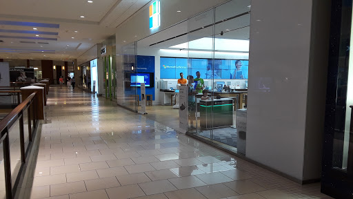 Computer Store «Microsoft Store - Aventura Mall», reviews and photos, 19575 Biscayne Blvd #1565, Aventura, FL 33180, USA