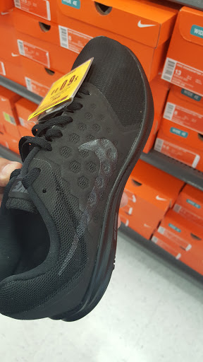 Sporting Goods Store «Big 5 Sporting Goods - Cathedral City», reviews and photos, 31033 Date Palm Dr #2, Cathedral City, CA 92234, USA