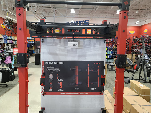 Shopping Mall «The Shops at Fox River», reviews and photos, 3340 Shoppers Dr, McHenry, IL 60051, USA