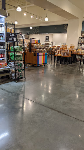 Grocery Store «Whole Foods Market», reviews and photos, Whole Foods Market, 110 Bloomingdale Rd, White Plains, NY 10605, USA