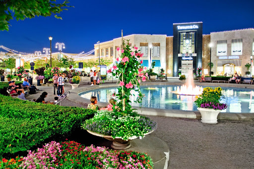 Shopping Mall «Easton Town Center», reviews and photos, 160 Easton Town Center, Columbus, OH 43219, USA