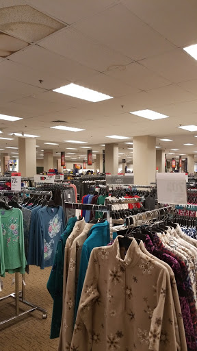 Department Store «Sears», reviews and photos, 400 W Golf Rd, Niles, IL 60714, USA