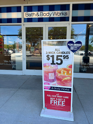 Beauty Supply Store «Bath & Body Works», reviews and photos, 11111 San Jose Blvd, Jacksonville, FL 32223, USA