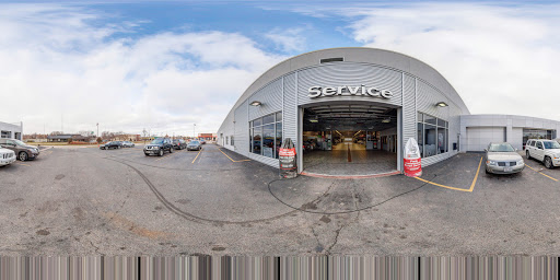 Nissan Dealer «John Amato Nissan», reviews and photos, 5200 N Port Washington Rd, Glendale, WI 53217, USA