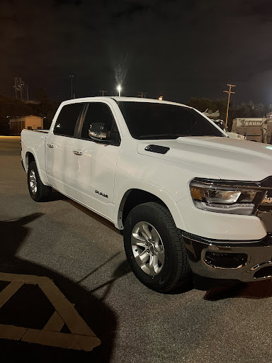 Car Dealer «Heritage Chrysler Dodge Jeep RAM Owings Mills», reviews and photos, 11212 Reisterstown Rd, Owings Mills, MD 21117, USA