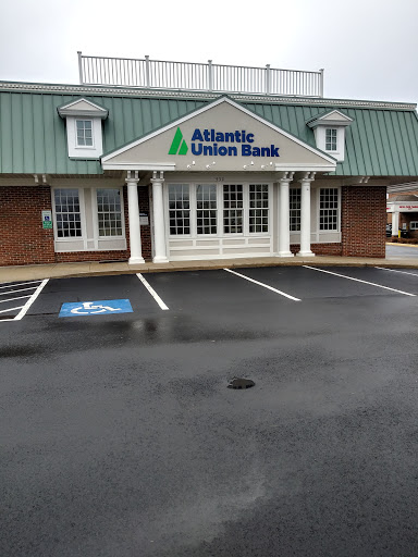 Atlantic Union Bank in Warrenton, Virginia